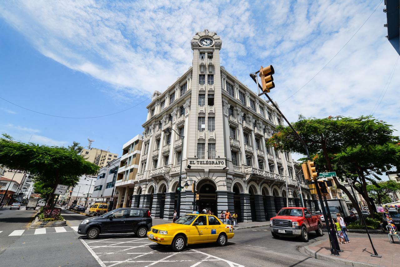 Atlantic Blue Hotel Guayaquil Exterior photo